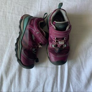 Keen Terradora Waterproof Girls Sz 10 Hiking